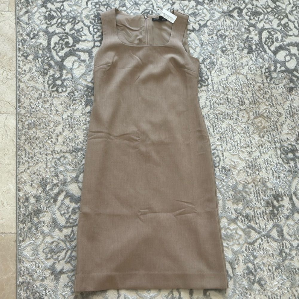 Banana Republic classic shift dress - sz 2- new with tags